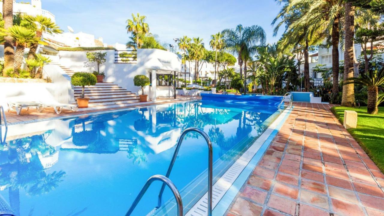 White Pearl Beach - Elviria Playa Marbella Exterior foto
