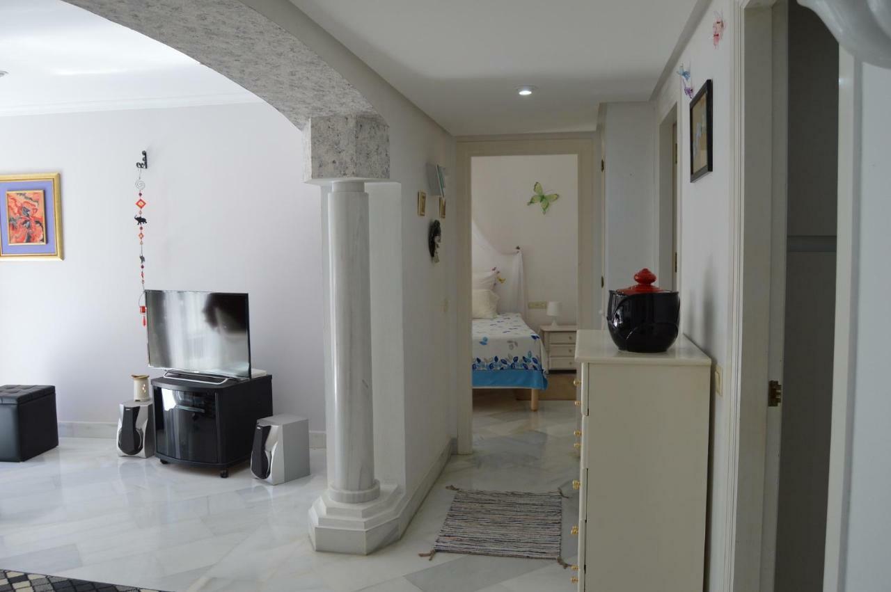 White Pearl Beach - Elviria Playa Marbella Exterior foto